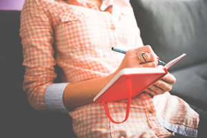 woman writing in diary - Image Credit: picjumbo (Pixabay)