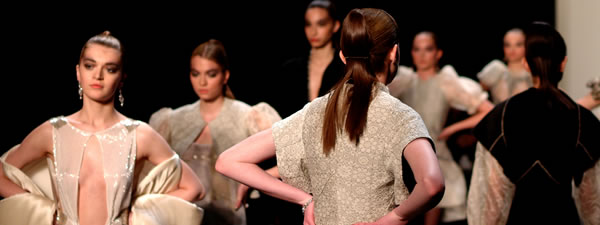 Beauty Trends From NY Fashion Week - Image Credit: Art Comments (flickr.com)