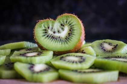 Kiwi seed oil