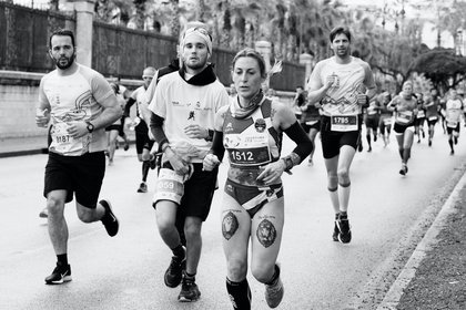 People running a marathon